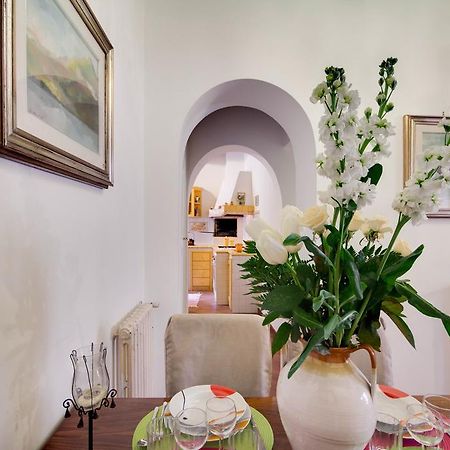 Stunning Pantheon Apartment Rome Ruang foto