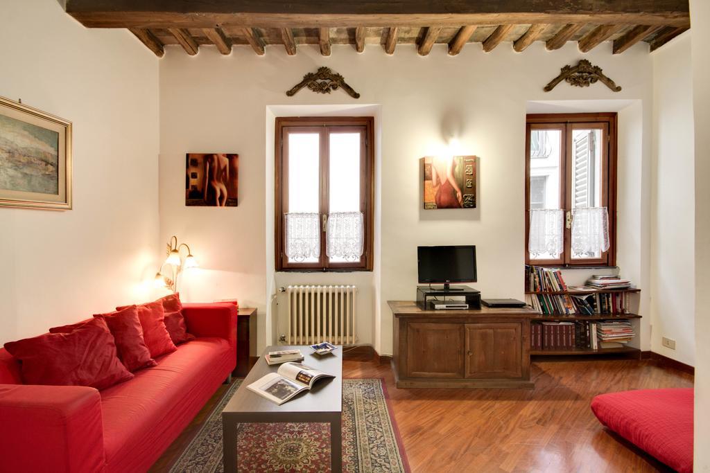 Stunning Pantheon Apartment Rome Ruang foto