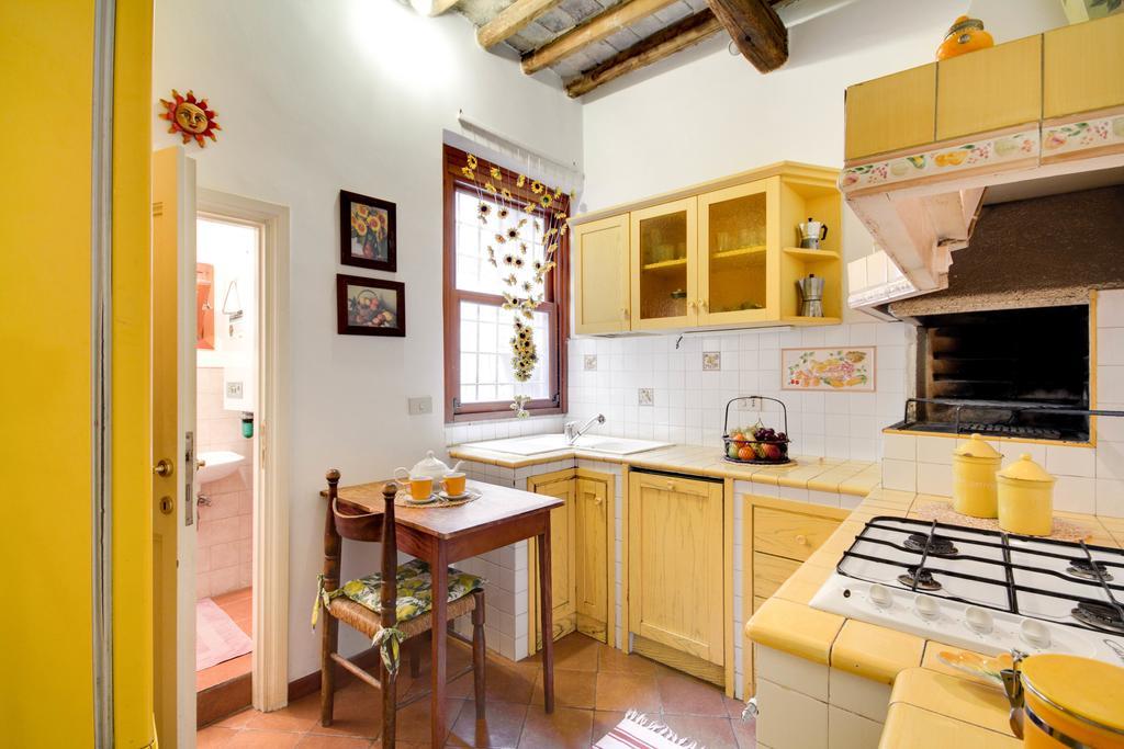 Stunning Pantheon Apartment Rome Ruang foto