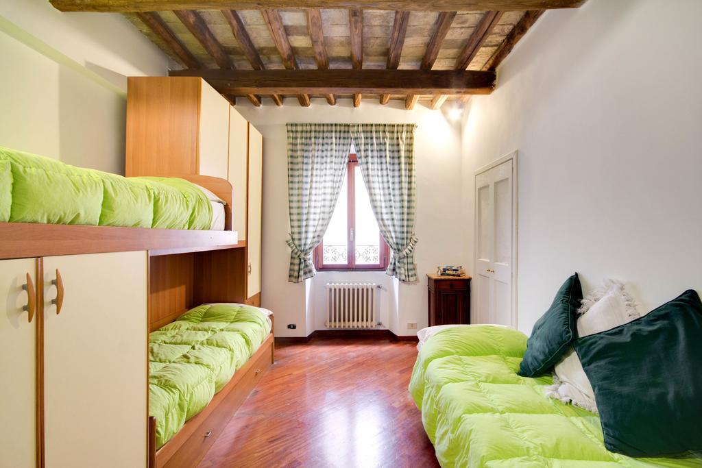 Stunning Pantheon Apartment Rome Ruang foto